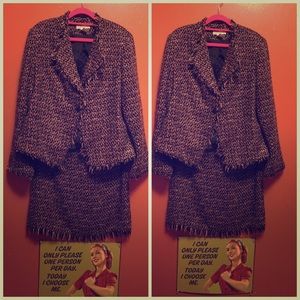 ⬇️Vintage Skirt Suit ⬇️